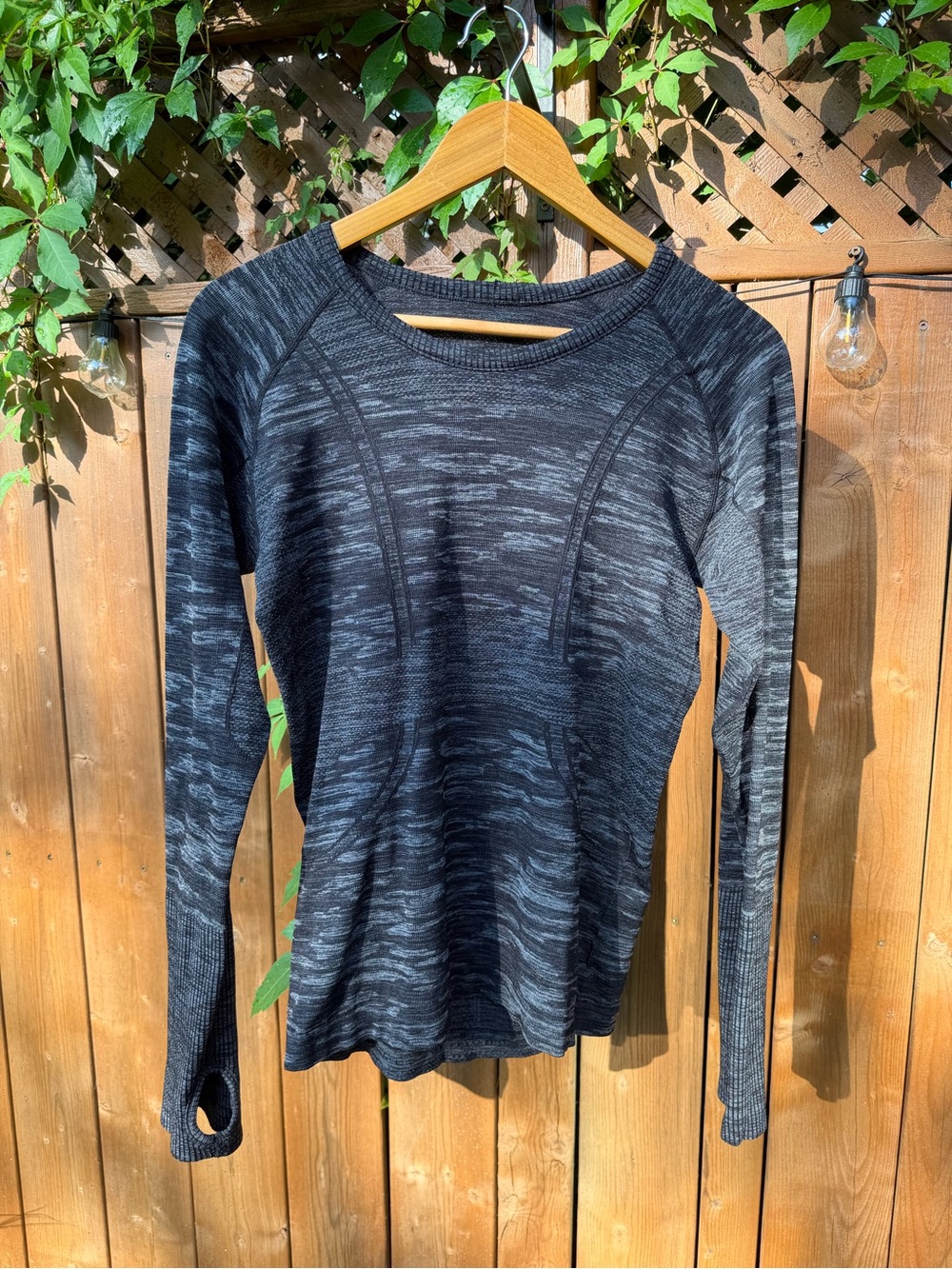 LULULEMON Long Sleeve Dark Grey Athletic Base Layer
